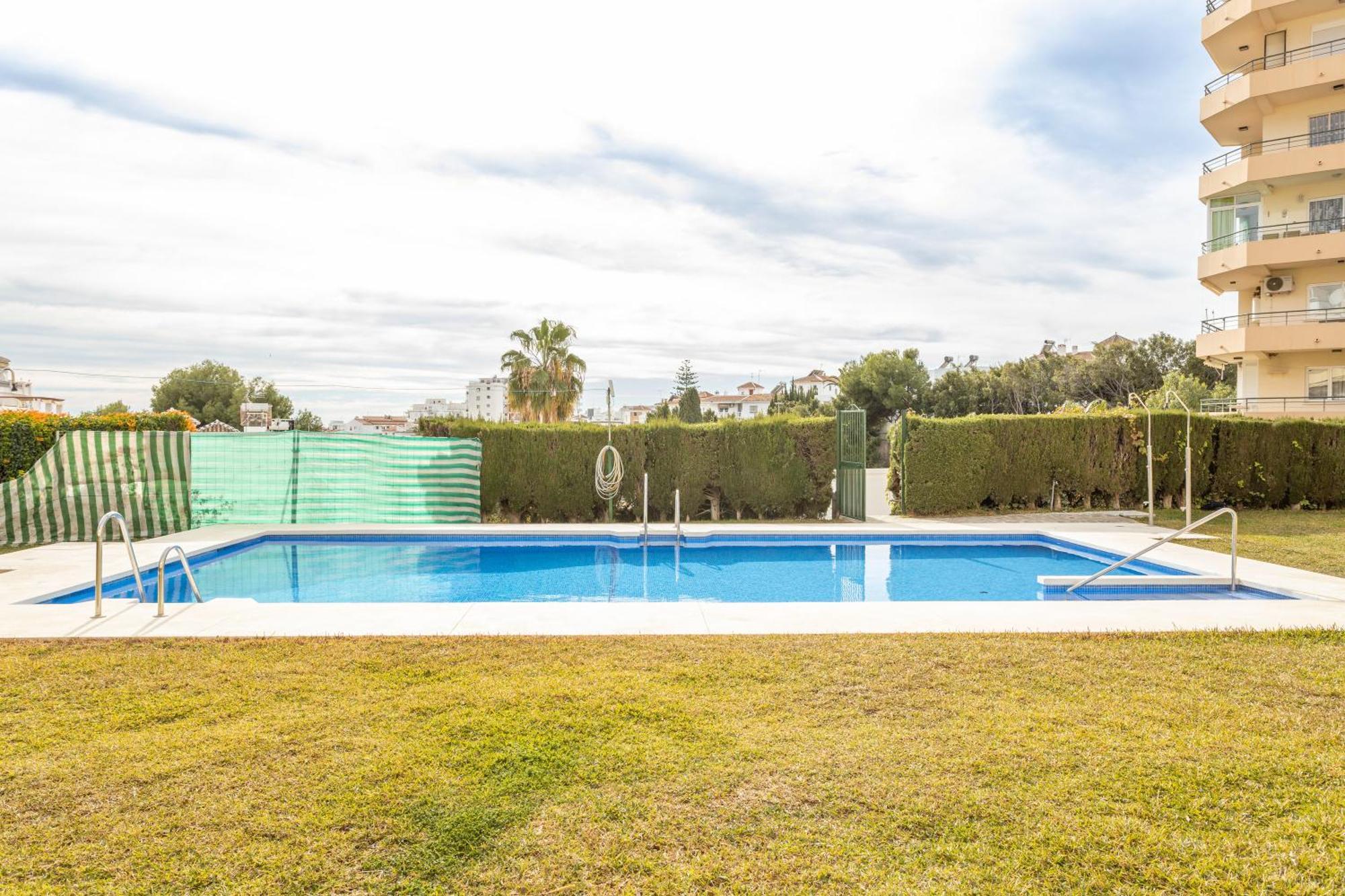 Bright And Spacious 2 Bed Apt Nerja Buitenkant foto