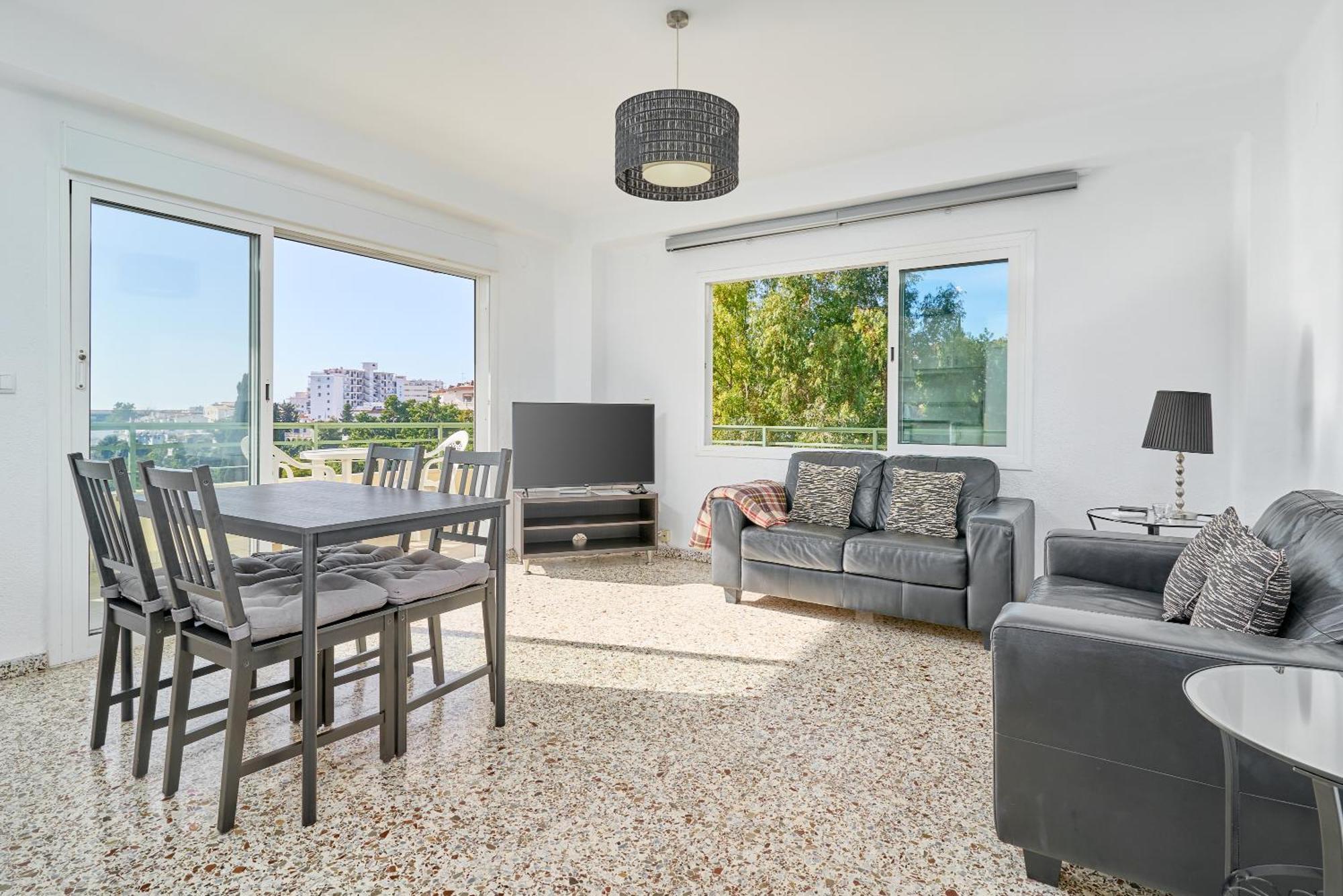 Bright And Spacious 2 Bed Apt Nerja Buitenkant foto