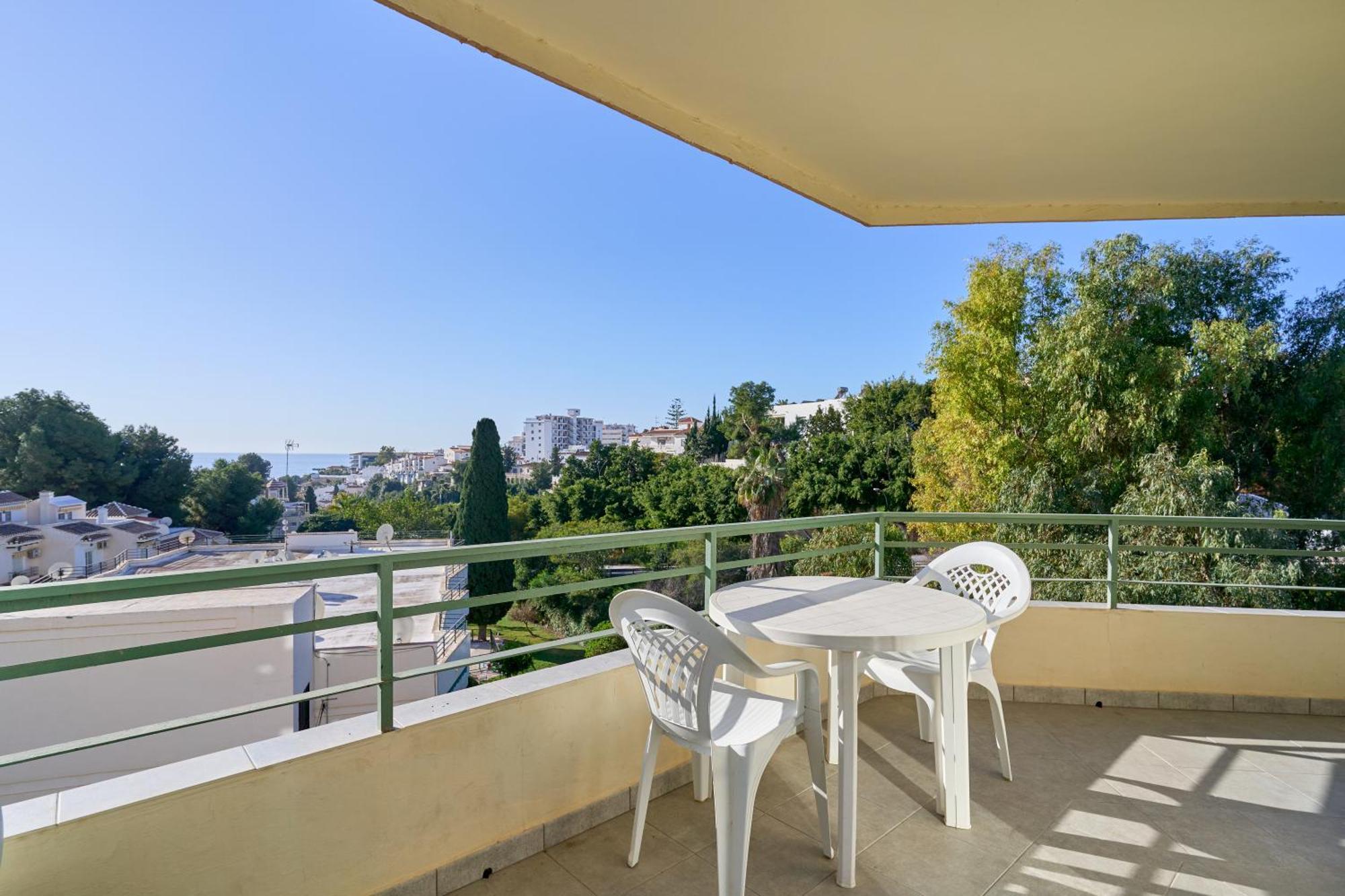 Bright And Spacious 2 Bed Apt Nerja Buitenkant foto